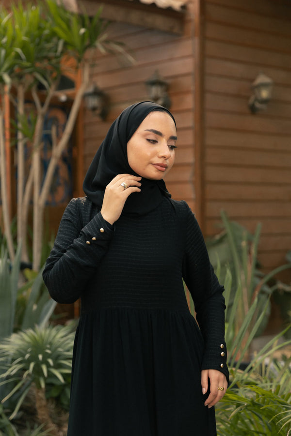 Classic abaya with striped fabric