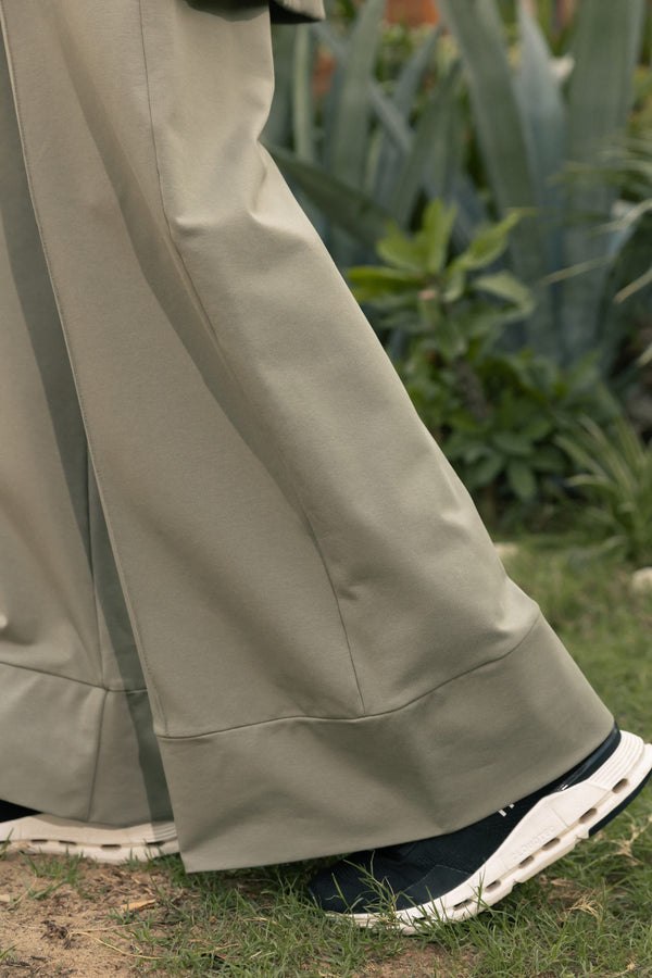 Comfy set with wide leg pants