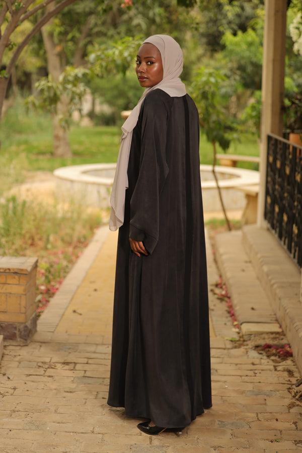 Luxurey open Abaya with velvety texture