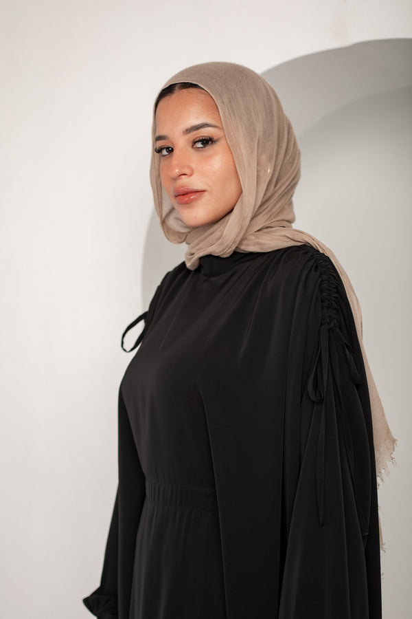 Gathered flowy Abaya