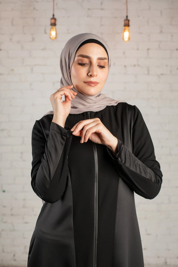 Abaya black color with multicuts