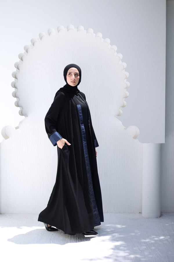 Flowy Open Abaya With Daintycontrast Detailing
