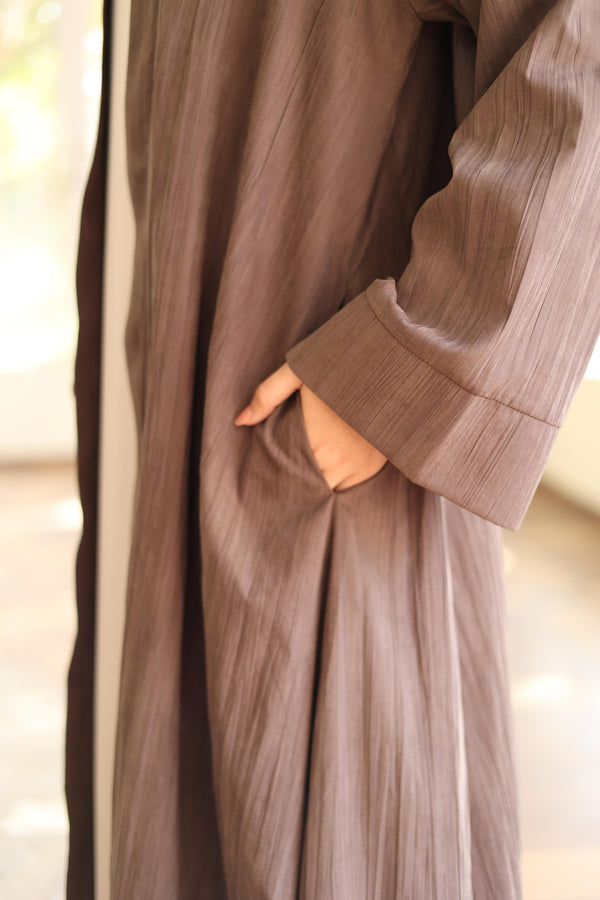 Soft crushed fabric abaya cafe