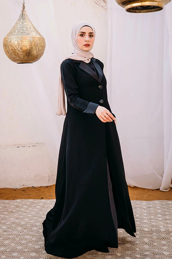 Tulip cloche abaya with satin collar and sleeves