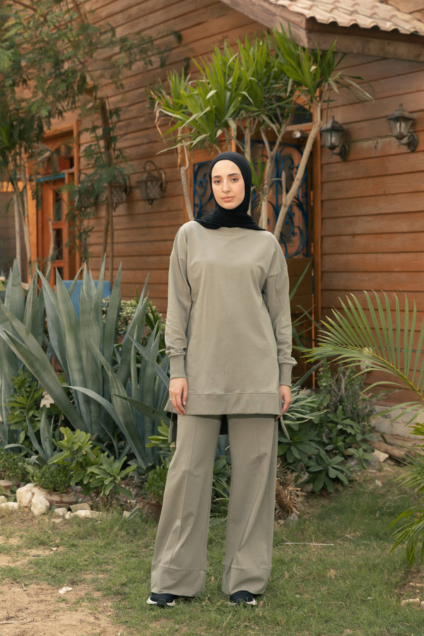 Comfy set with wide leg pants