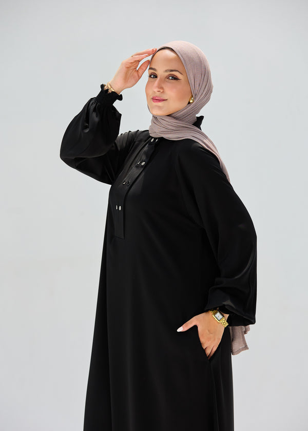 practical abaya with snaps