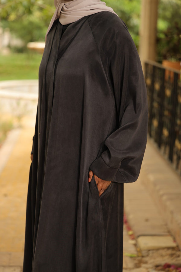 Luxurey open Abaya with velvety texture