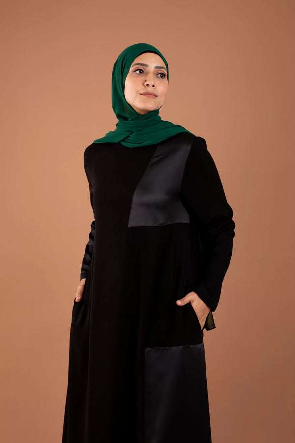 Abaya Crepe with Satin side and sleeves