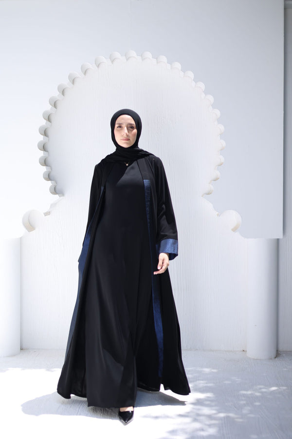 Flowy Open Abaya With Daintycontrast Detailing