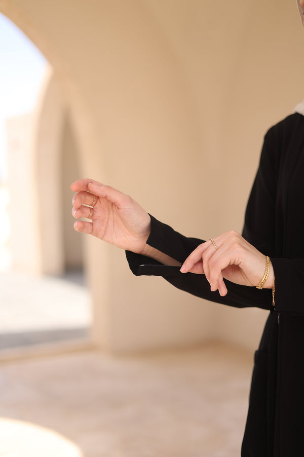 Traverse Abaya
