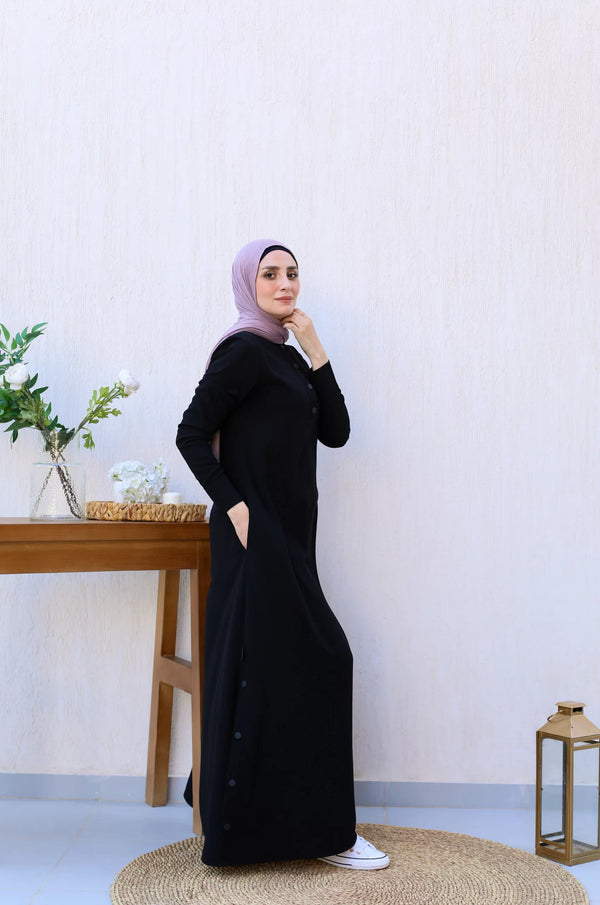 Crepe Abaya With black pins from side