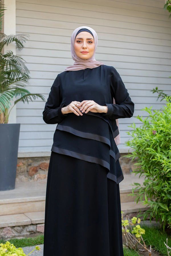 Diagonal Layers Abaya