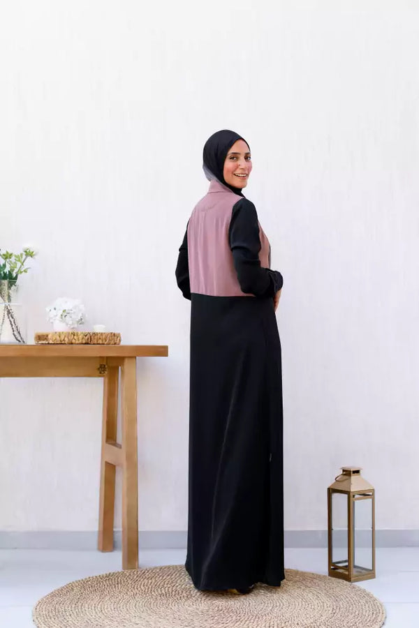 Silk Abaya riviere cafe