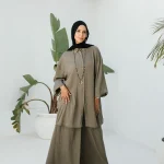 Crunched silk blouse- short , olive green .