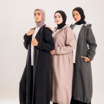 Balloon style long coat with front zipper