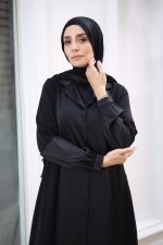 ⁦Silk Abaya With Satin Touch⁩ - الصورة ⁦2⁩